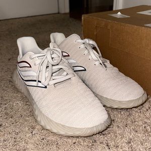Adidas Sobakav sneakers